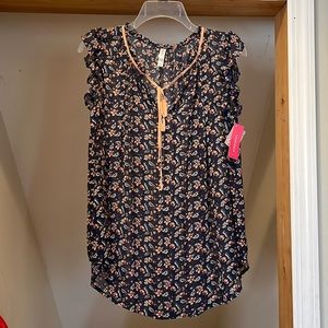 Xhilaration Woman’s sheer boho blouse